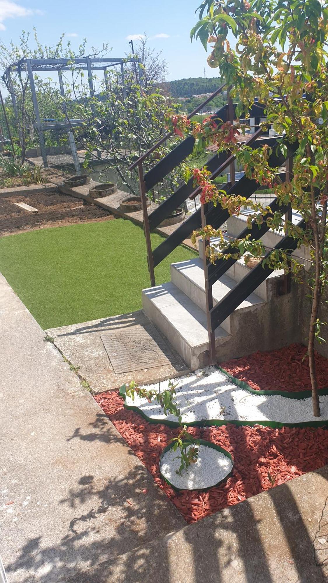 Apartman Lusi Buzdohanj Exterior foto